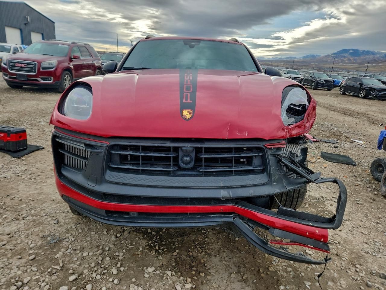 2023 Porsche Macan gts