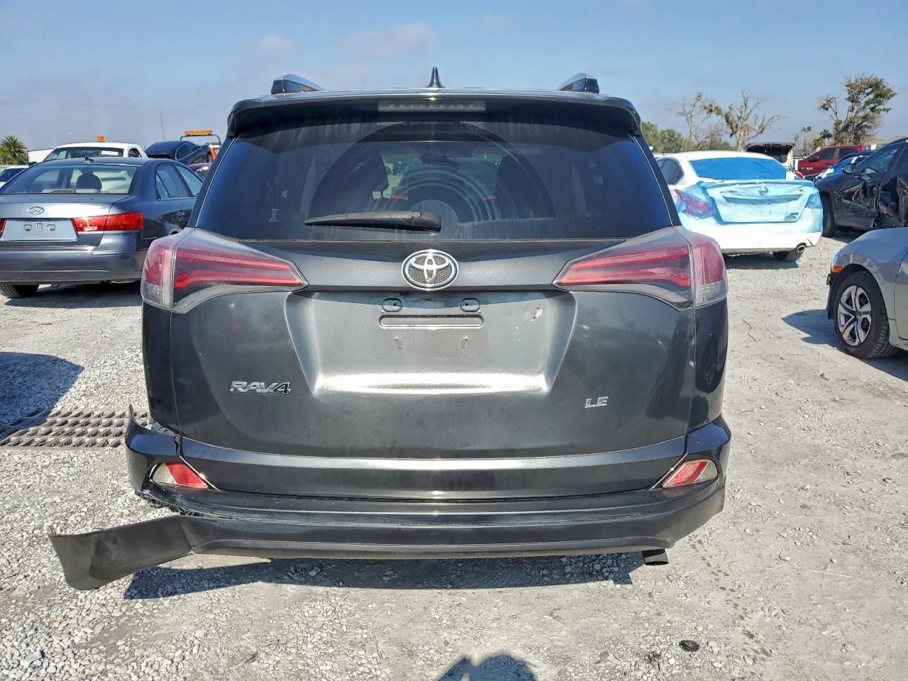 2016 Toyota Rav4 le