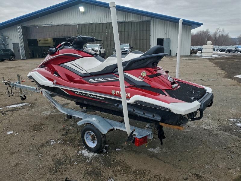 2019 Yama Waverun 3