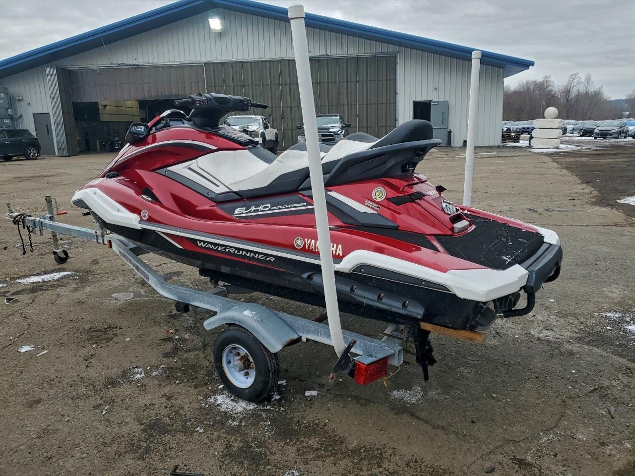 2019 Yama Waverun 3