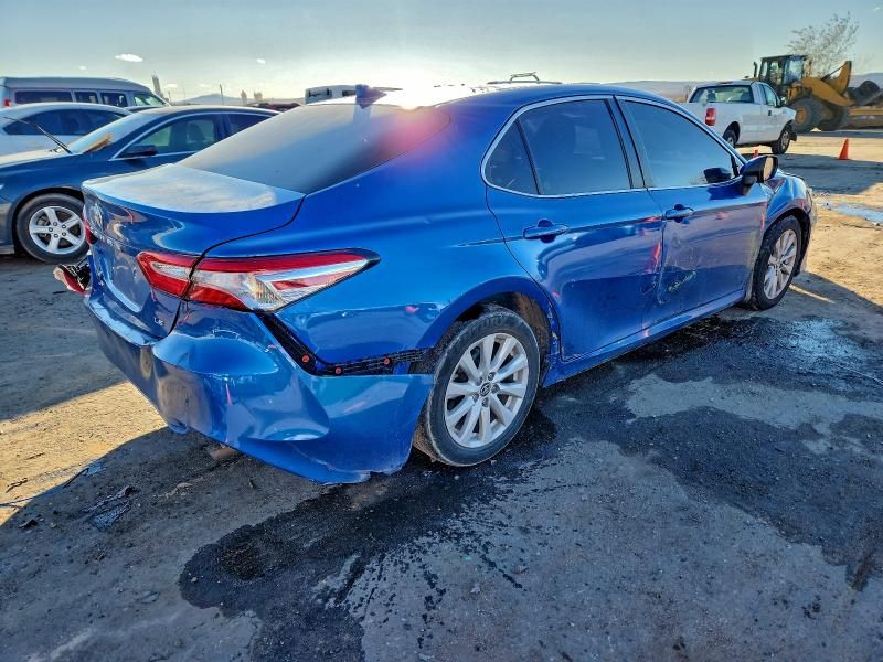2020 Toyota Camry le