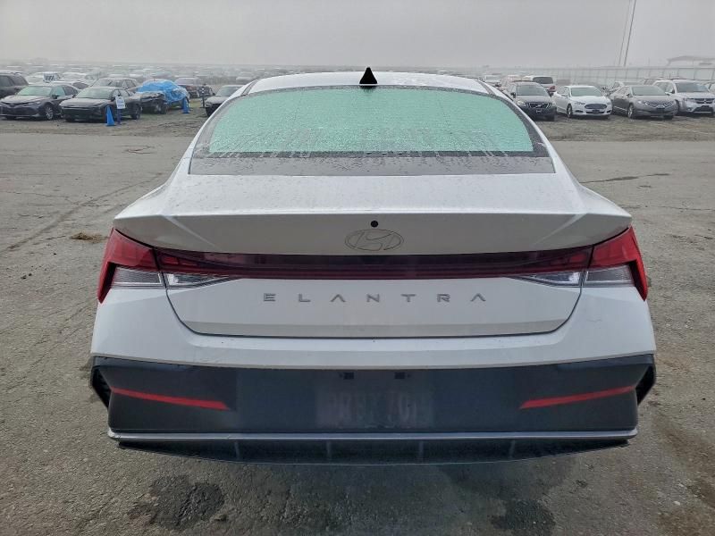 2024 Hyundai Elantra sel