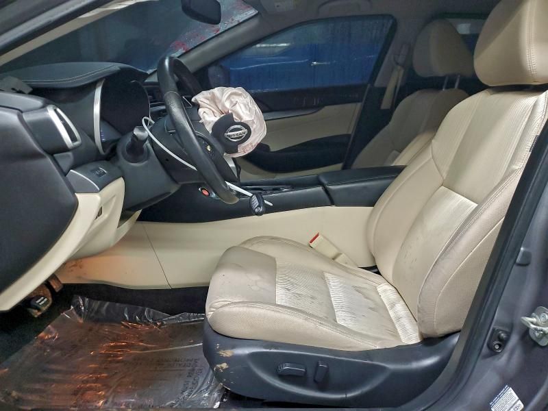 2016 Nissan Maxima 3.5s