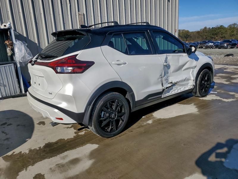 2024 Nissan Kicks sr