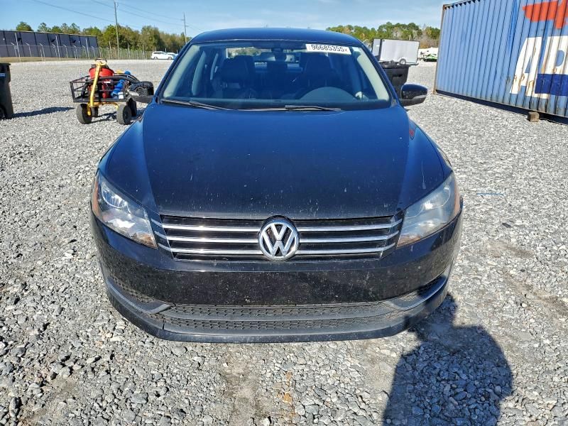 2013 Volkswagen Passat se