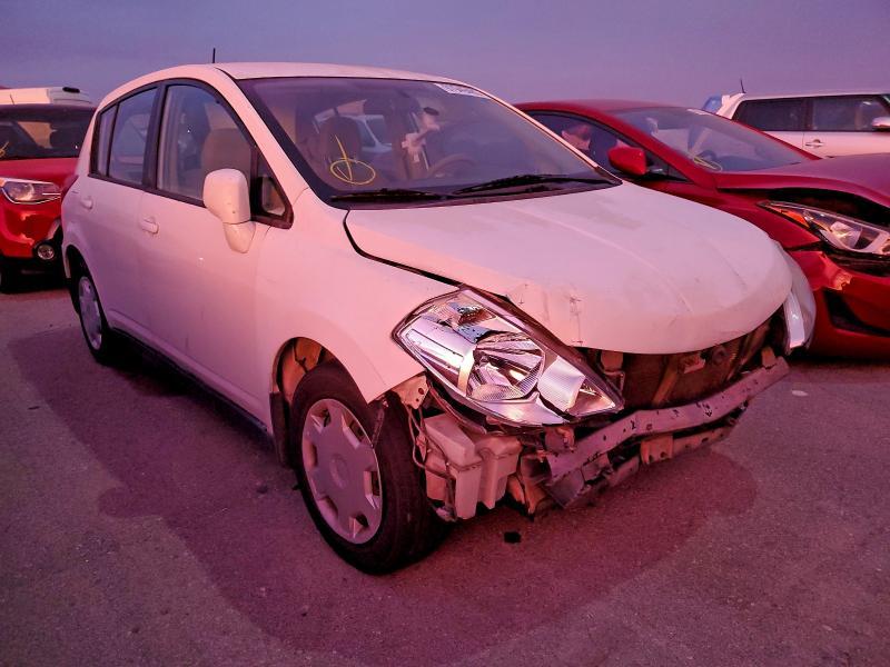 2009 Niss Versa s