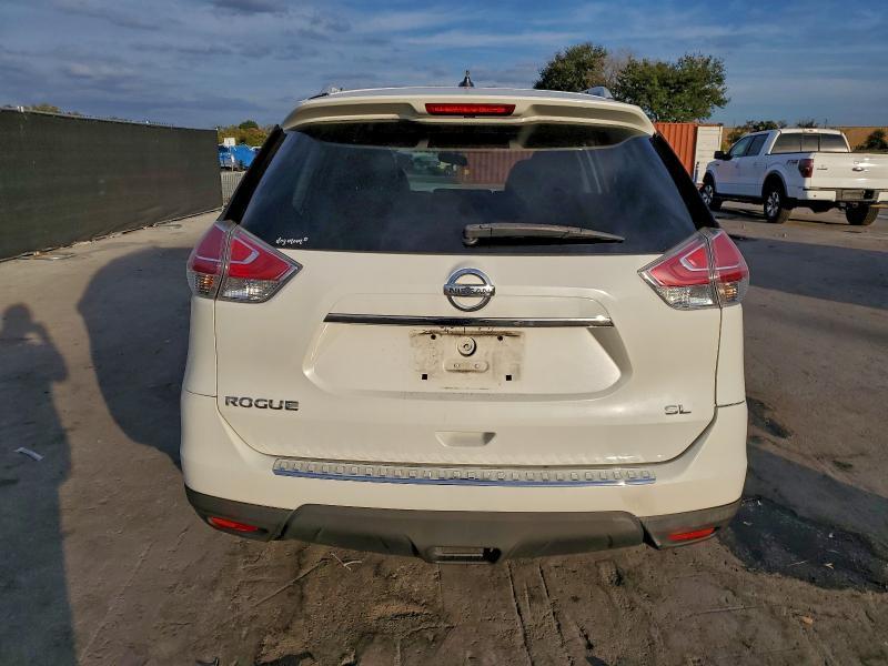 2015 Nissan Rogue sl