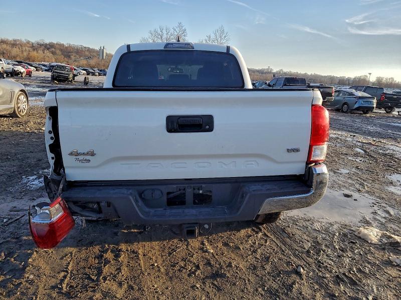 2016 Toyota Tacoma Double cab