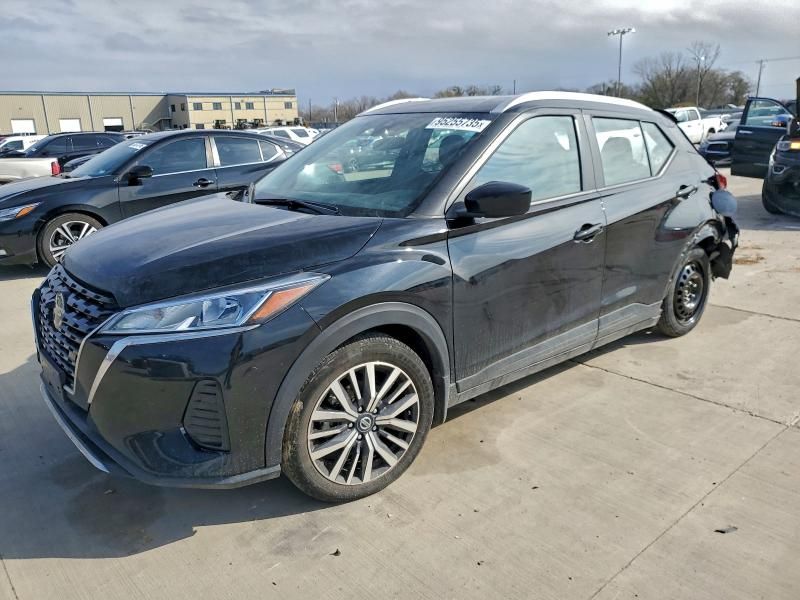 2021 Nissan Kicks sv