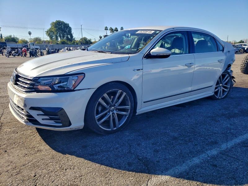 2017 Volkswagen Passat R-line