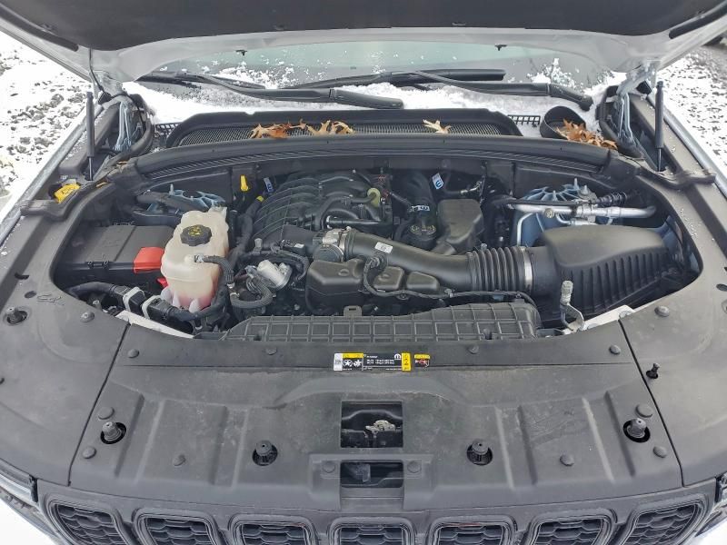 2024 Jeep Grand Cherokee Laredo