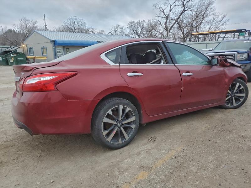 2016 Niss Altima 2.5