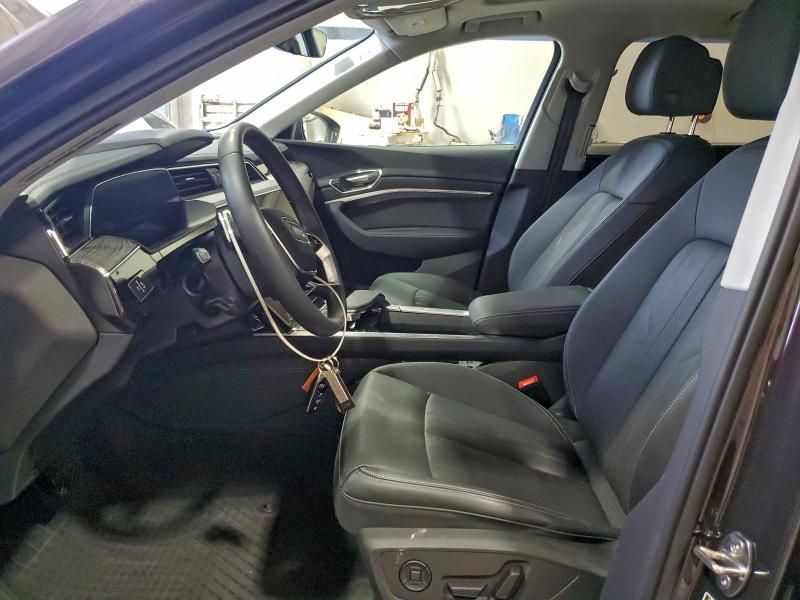 2024 Audi Q8 E-tron Premium Plus