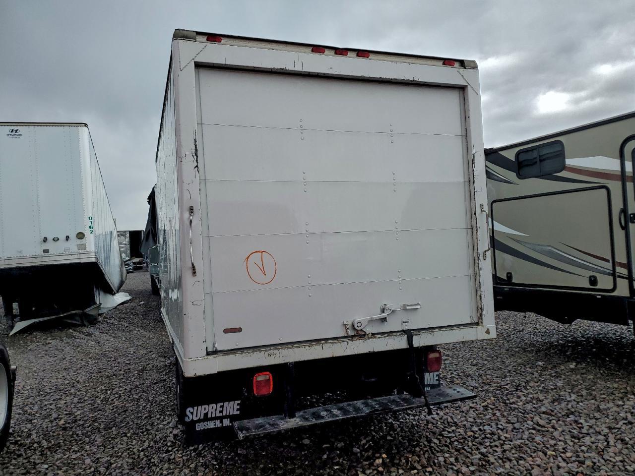 2000 Ford E350 BOX Truck