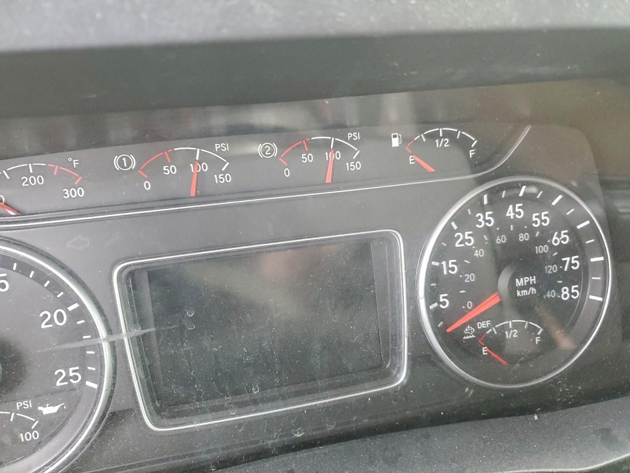 2022 International LT625 Semi Truck