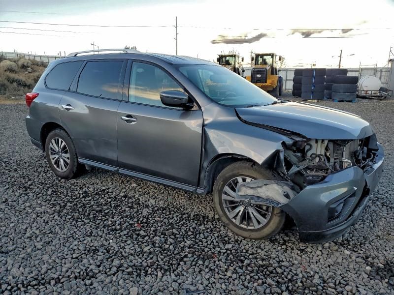 2018 Nissan Pathfinder s