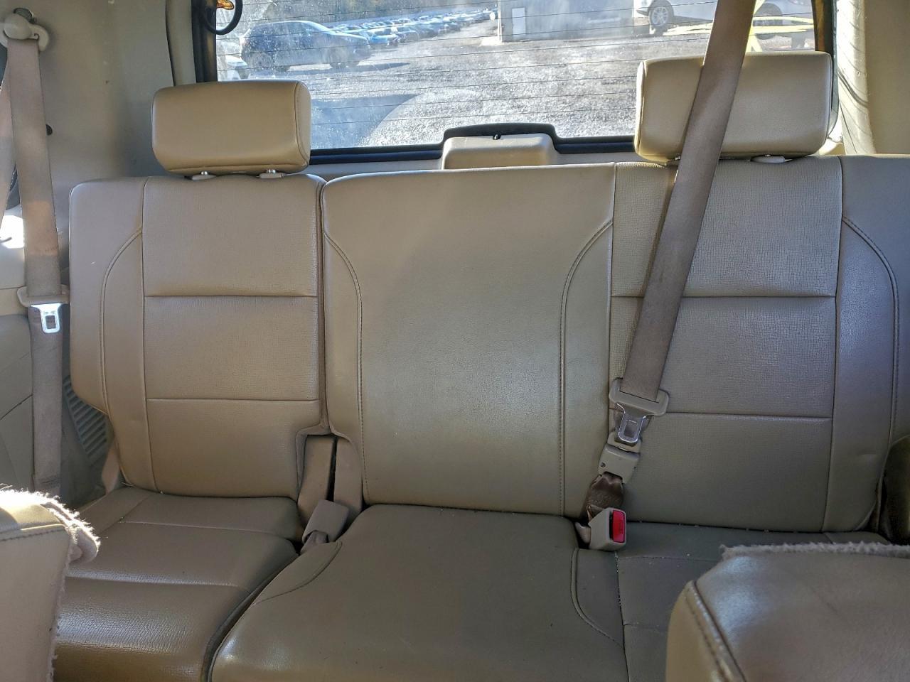 2011 Nissan Armada Platinum