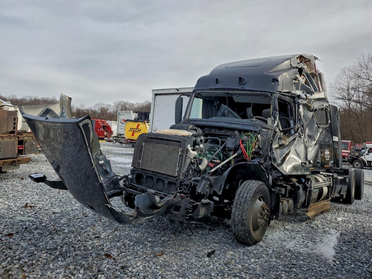 2022 Volv O VNL Semi Truck