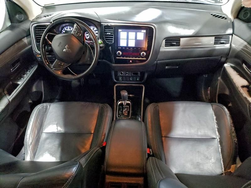 2020 Mitsubishi Outlander se