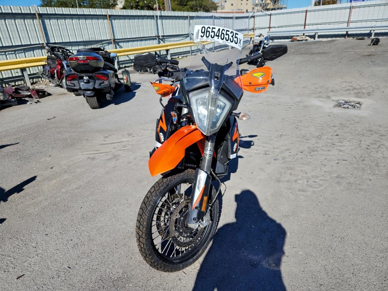 2022 KTM 890 Adventure R