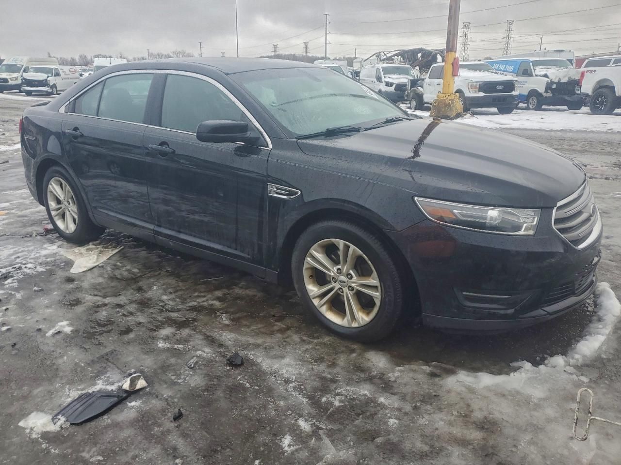 2016 Ford Taurus sel