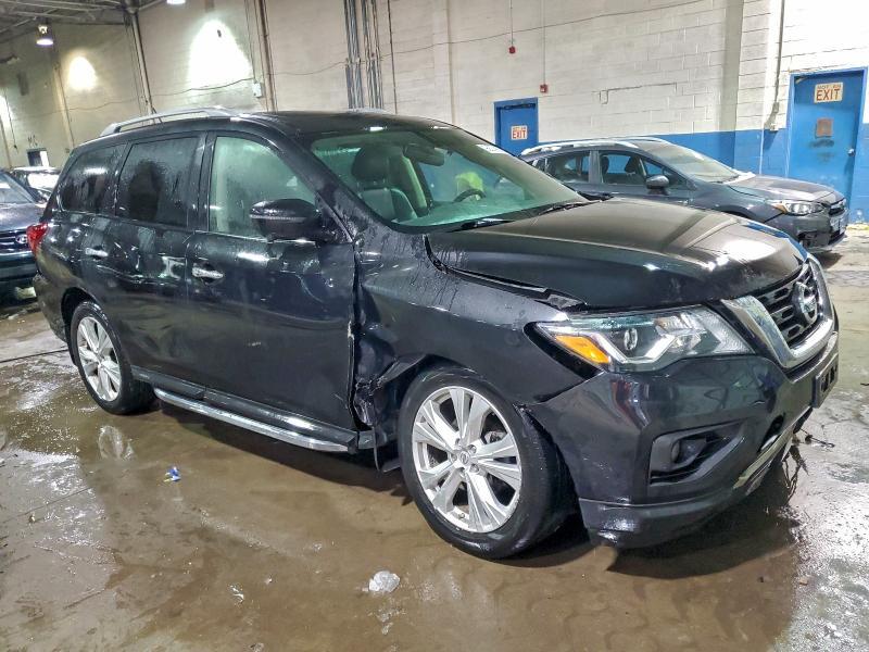 2018 Nissan Pathfinder s