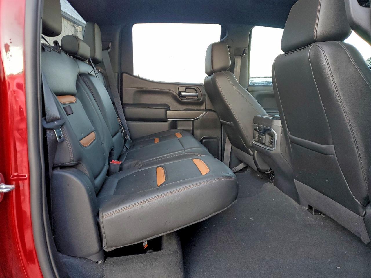 2021 GMC Sierra K1500 AT4