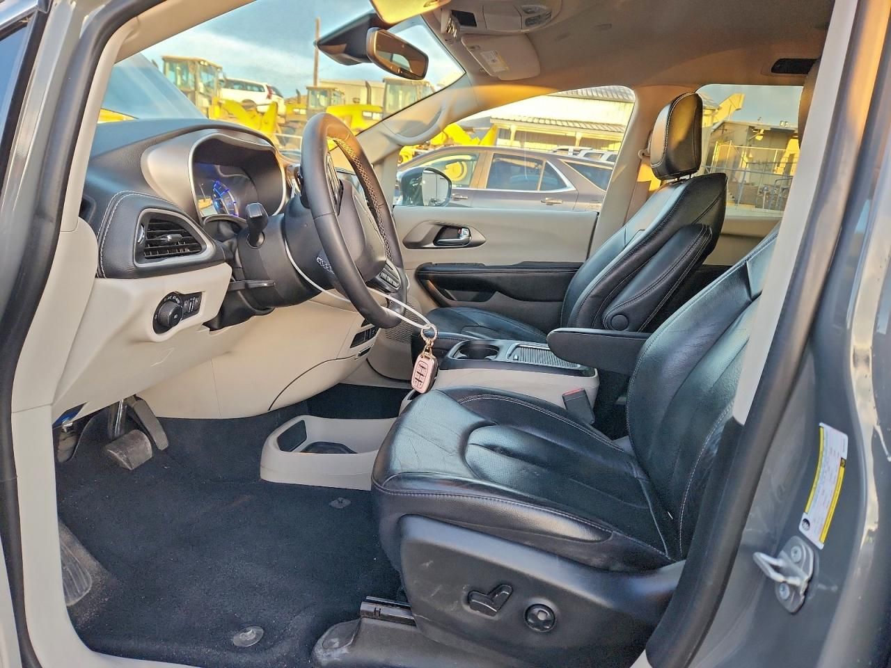 2022 Chrysler Pacifica Hybrid Touring l