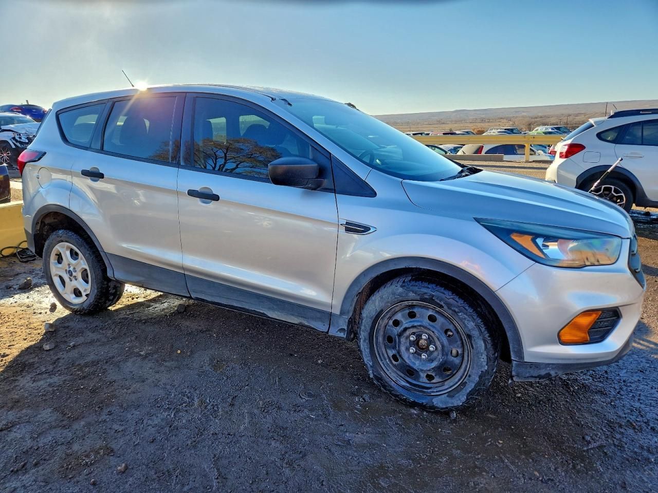 2019 Ford Escape s