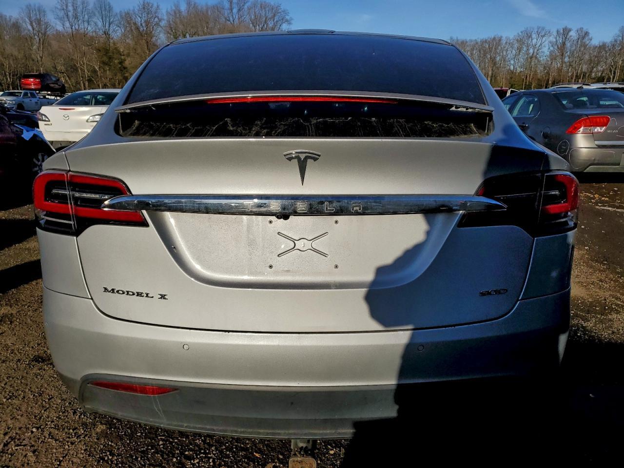 2016 Tesla Model x