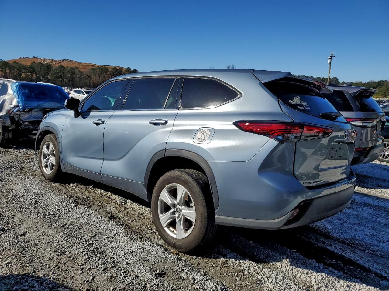 2022 Toyota Highlander l