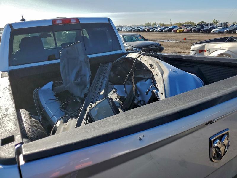 2016 Dodge RAM 1500 SLT