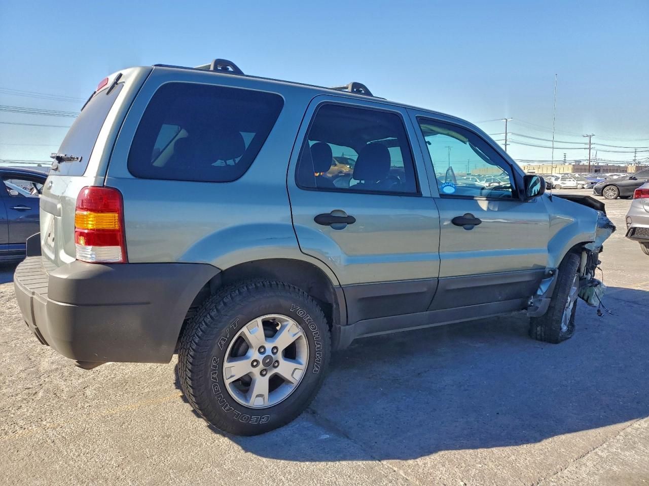 2005 Ford Escape xlt