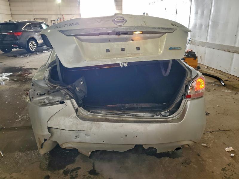 2014 Niss Altima 2.5