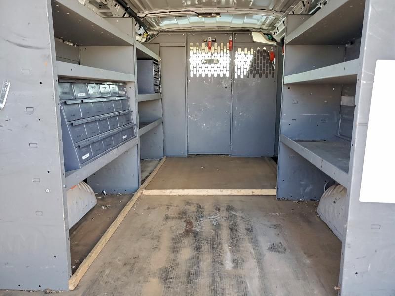 2020 Chevrolet Express G2500