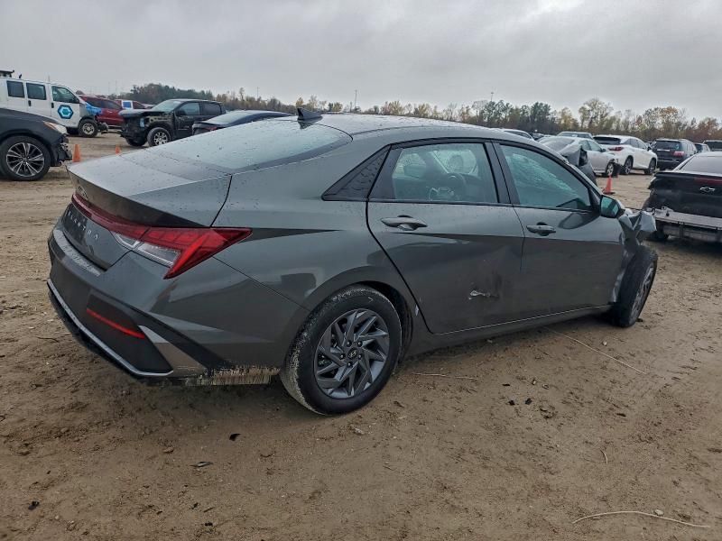 2025 Hyundai Elantra Blue