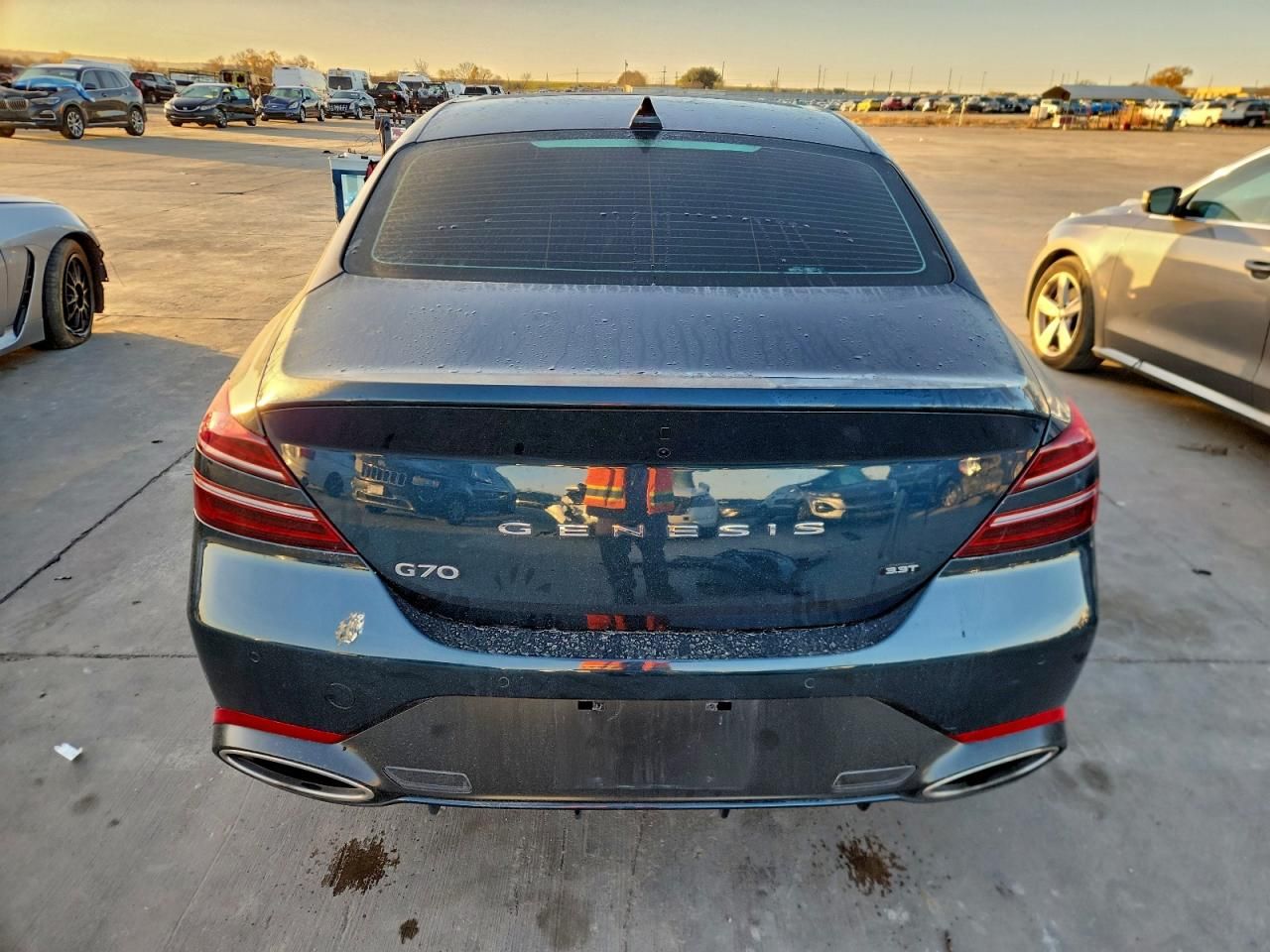 2022 Genesis G70 Base