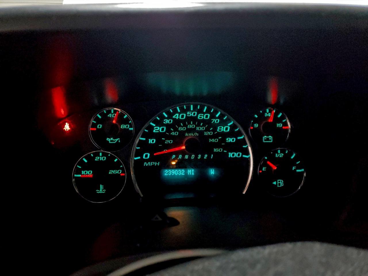 2013 Chev Express Cargo 1500 1