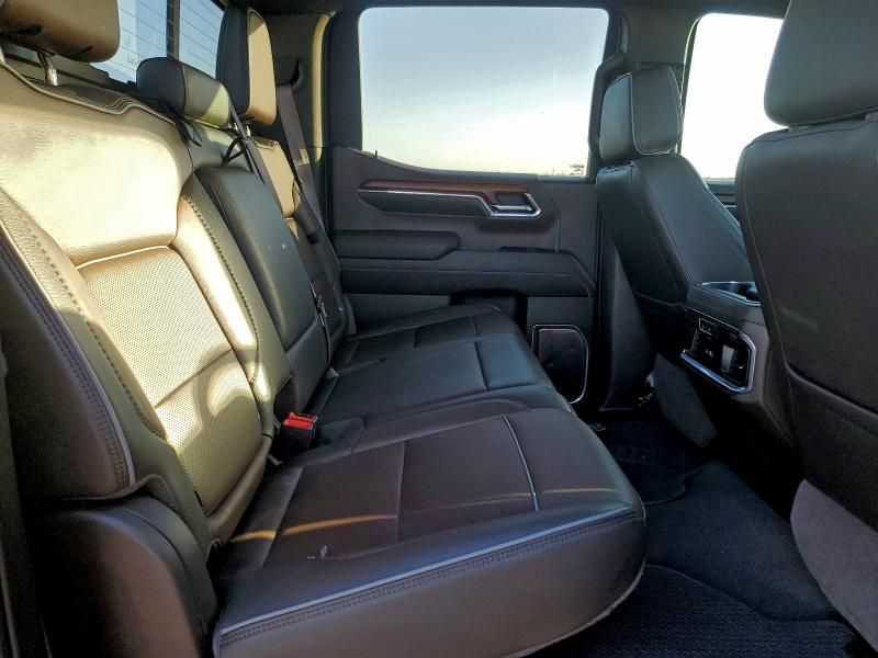 2023 GMC Sierra K1500 Denali