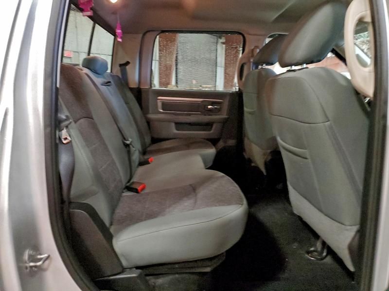 2015 Dodge Ram 1500 slt