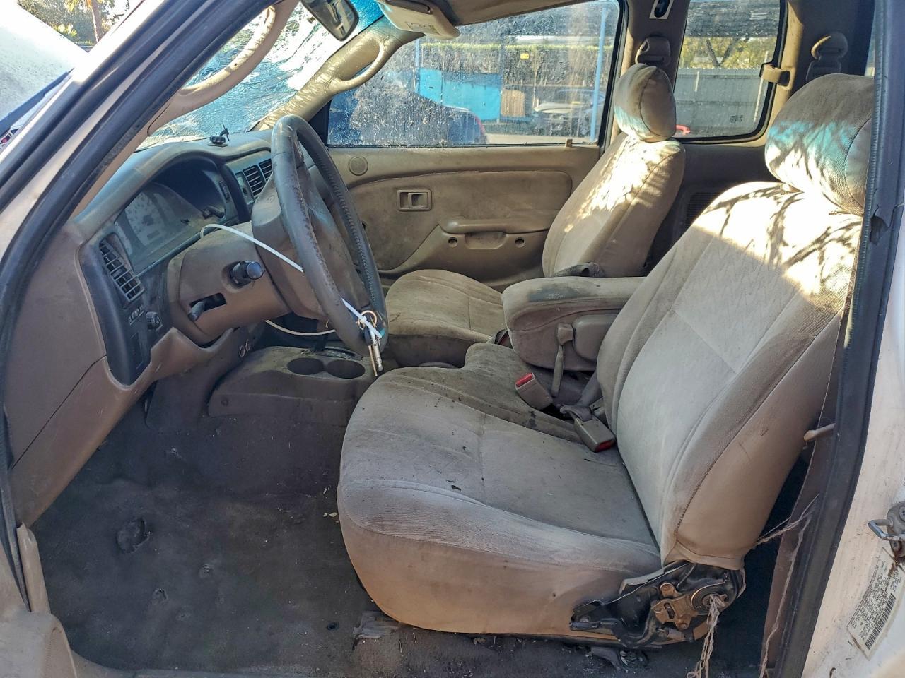 2004 Toyota Tacoma Xtracab