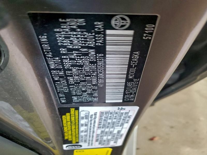 2005 Toyota Camry le