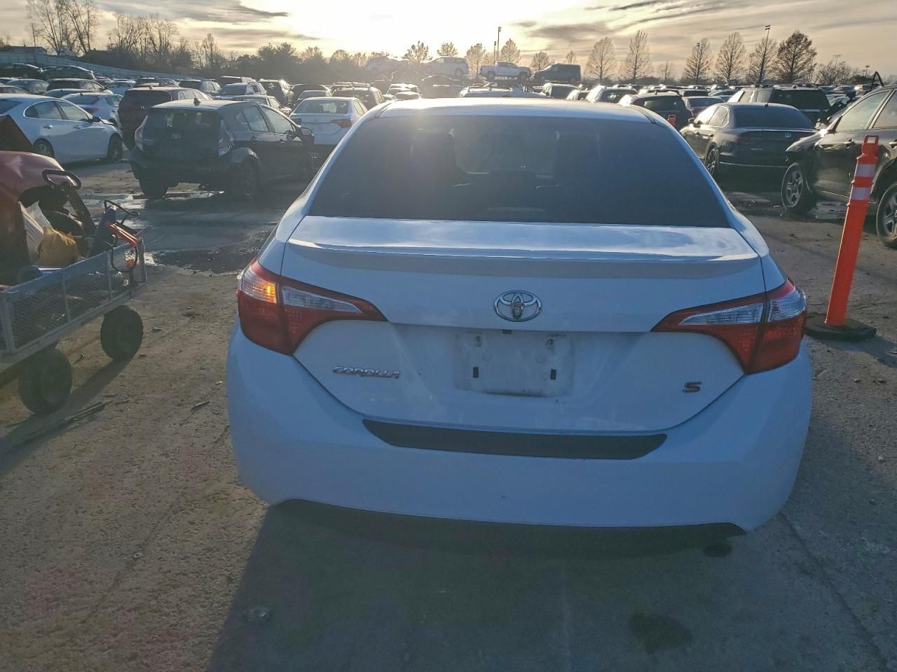 2015 Toyota Corolla l