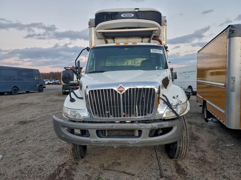 2020 International Mv607 box Truck