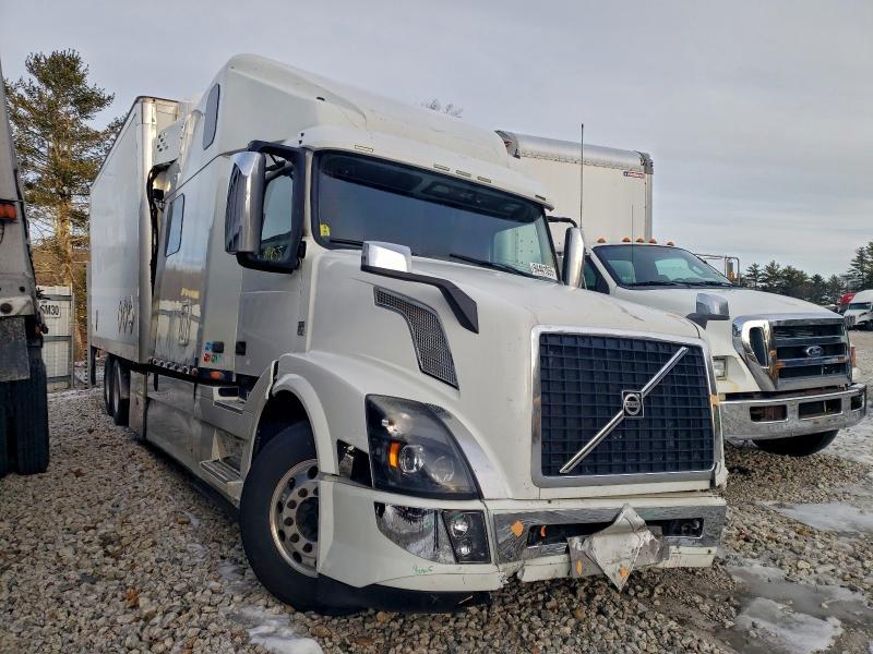 2017 Volvo VNL BOX Truck