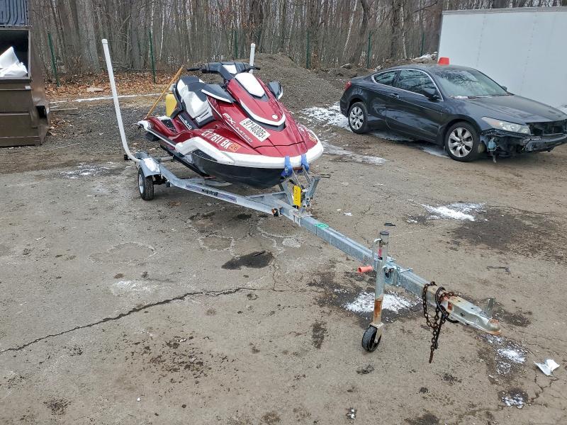 2019 Yama Waverun 3