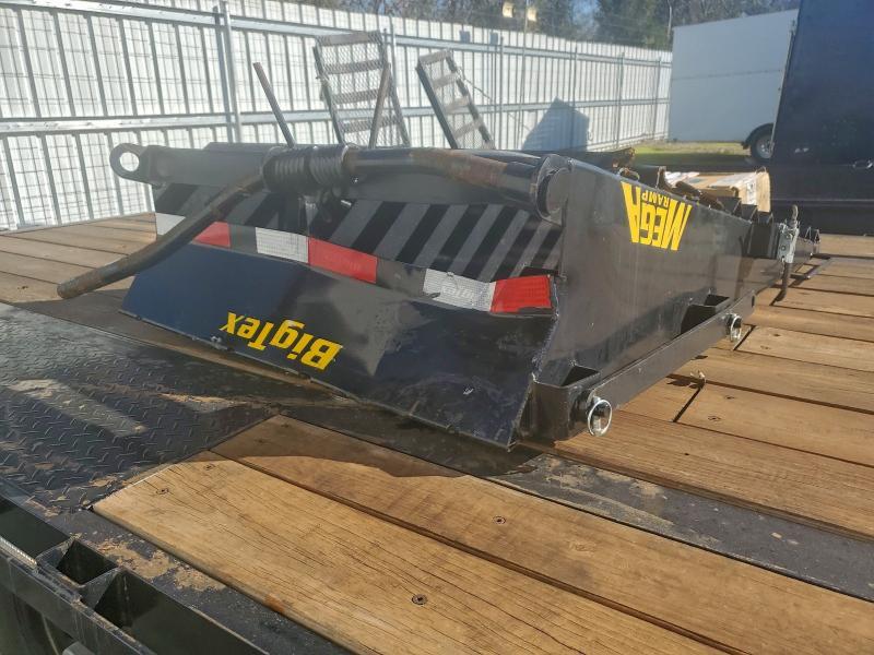 2025 Bgtx 2025 BIG TEX 14GN-33D5A-MRBK Equipment Trailer