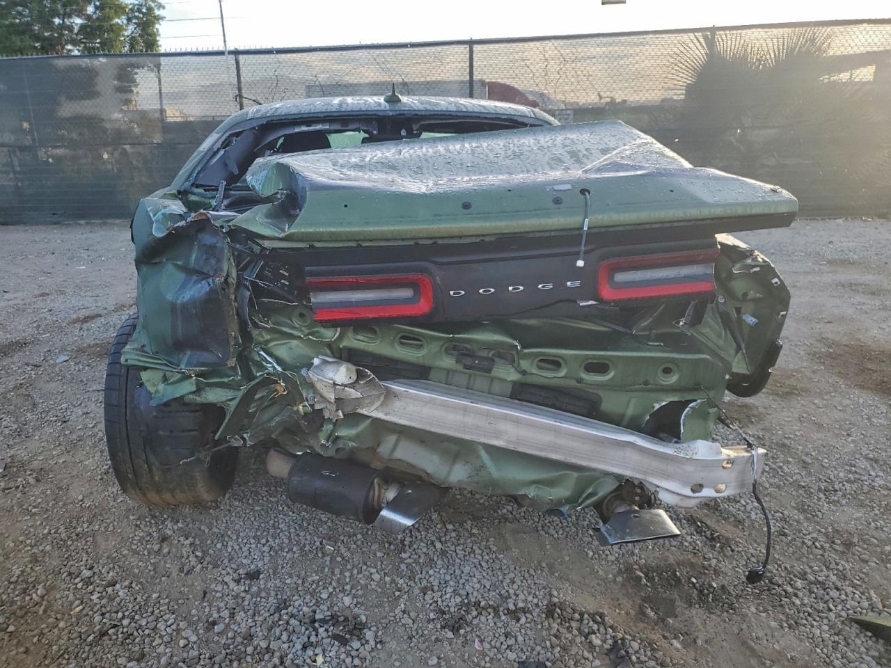 2020 Dodge Challenger r