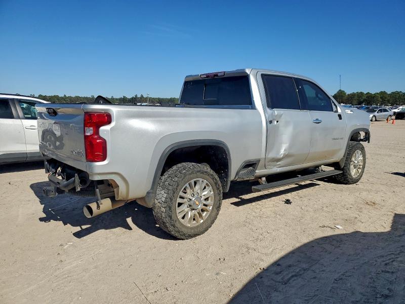2022 Chevrolet Silverado K3500 High Country