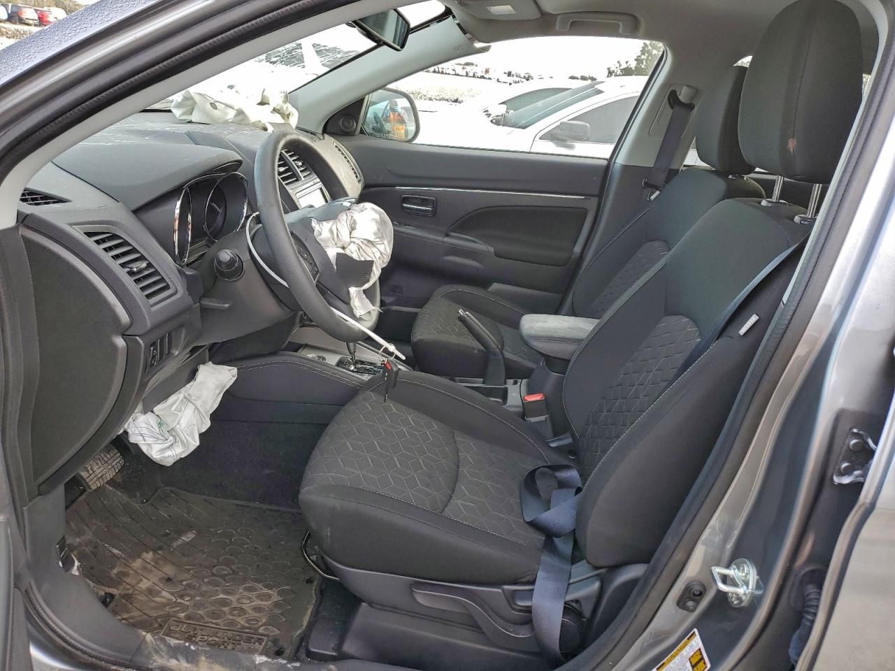 2025 Mitsubishi Outlander Sport s